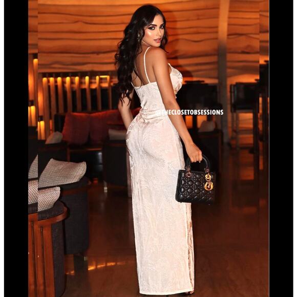 MANGO Blogger Fave Fitted Maxi Dress NWT | Ecru Knot Front - Picture 5 of 16